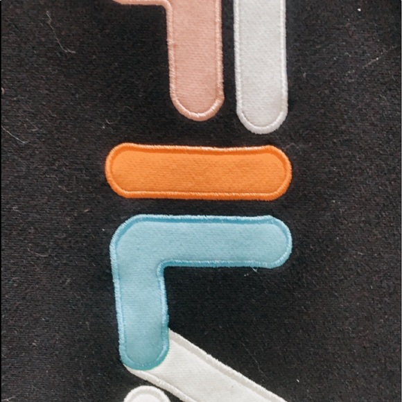 FILA colorful crewneck👚 - Picture 3 of 4